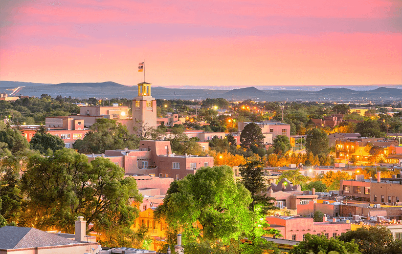 TRAVEL GUIDE: Visiting Santa Fe, New Mexico